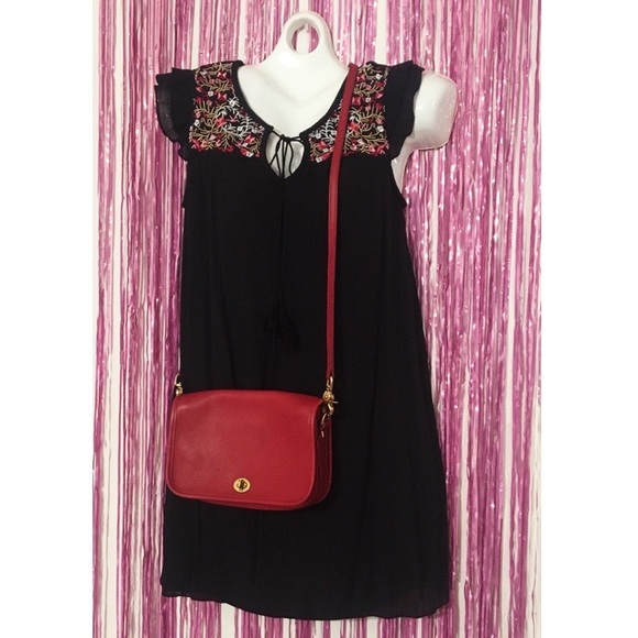 Rebellion Dresses & Skirts - 🌷 BOGO Embroidered casual dress 🌷